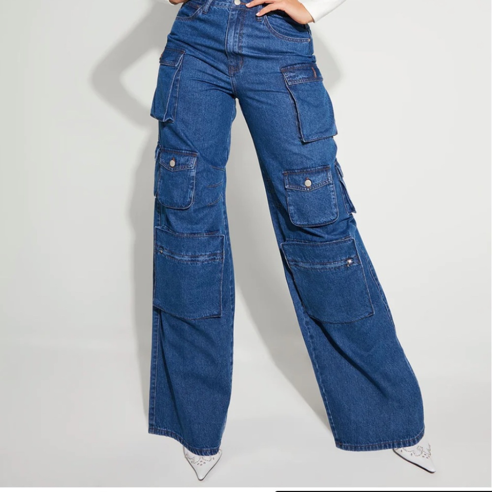 NWT Fashion Nova Tall Lily High Rise Cargo Jeans - Medium Blue Wash